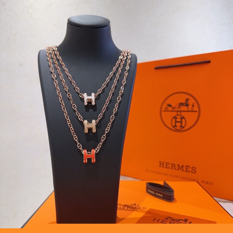H**mes necklaces
